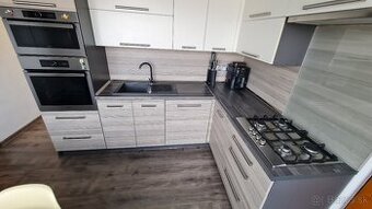 PREDÁME 2 IZBOVY BYT, BYTČA 60M2, KOMPL. REKONŠTRUKCIA