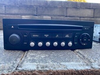 Rádio na peugeot/citröen