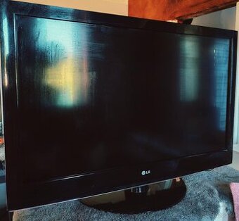 Predám TV LG 43" (109 cm)