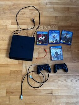Playstation 4 + hry + 2 ovládače