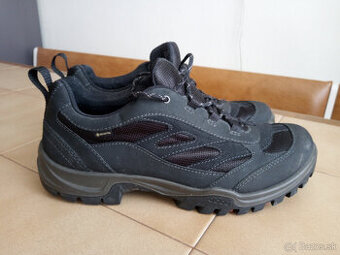 Panske Gore-Texove outdoorove botasky ECCO.