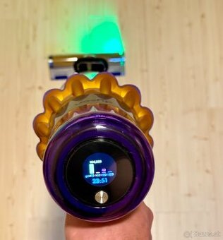Dyson V15 Detect Absolute, TOP stav