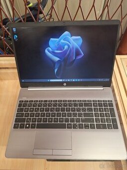 HP 250 G9 (724C1EA)