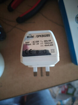 Nabijacka bateriek - 1