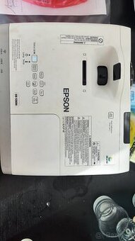 Data projektor EPSON EB-536Wi