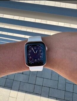 Apple watch series 5
