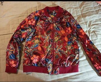 Dámska jarná budna