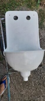 Zahradne unyvadlo liatina