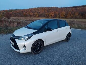 Toyota Yaris 1.33l benzín, 74 kW – výborný stav, plná výbava