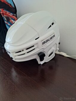 Prilba Bauer pre deti 5-10 rokov hokejová