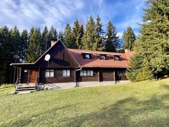 Chata s kapacitou 38 lôžok NA PREDAJ, Jakubovany