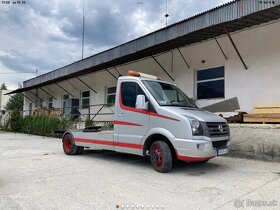 VW Crafter 2,5 TDi miniťahač náves kamion