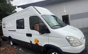 Iveco Daily 3.0 obytná dodávka (rezervované)