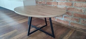 Konferenčný stolík