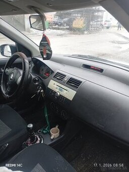 Predám Suzuki Swift 1.3 benzín plne pojazdné