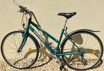 Zachovalý cestný trekingový bicykel