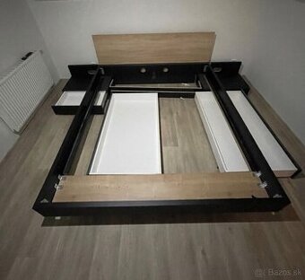 Postel 200x180 ulozny prostor