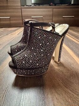 Sandále veľkosť 38