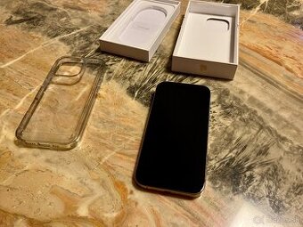 Predam Iphone 16 Pro 128gb, batéria 100%