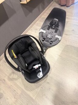 Autosedačka/vajíčko Cybex cloud T i size + isofix zakládňa