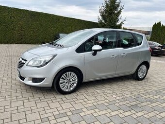 Meriva Benzín -- 93 365 km --
