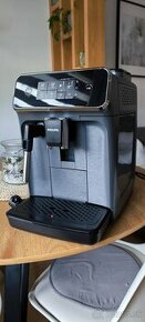kávovar Philips Series 2200 EP2224/10