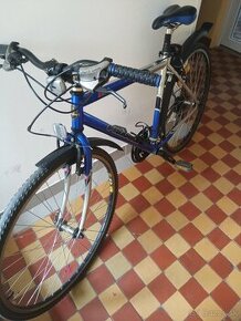 Bicykel PIRANHA