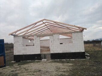 Strechy, klampiarstvo Pokrývačské práce