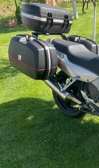 Nosic WINGRACK2 a 3x kufre Givi