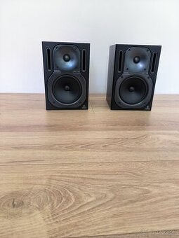 BEHRINGER TRUTH2030A