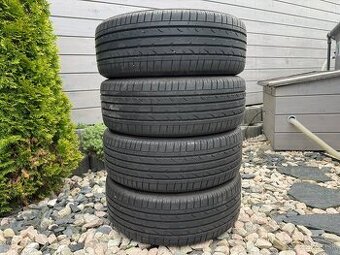 225/55 R18