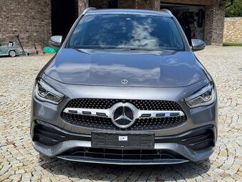 Mercedes-Benz GLA 200 AMG 4MATIC A/T