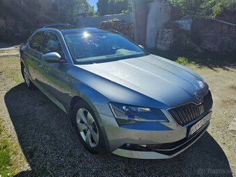 predam skoda superb 3