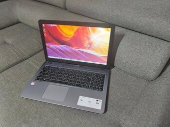 Predanýýýýý,,,,,Asus Vovobook