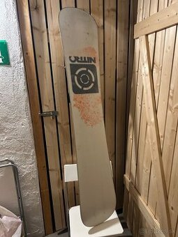 Snowboard s viazanim + Boty velkost 46