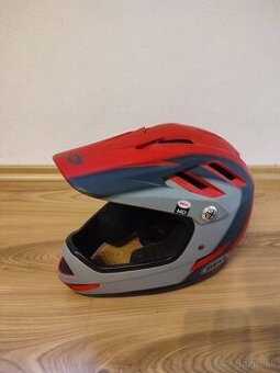 Full face Prilba Bell