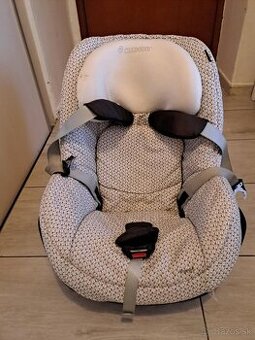 Maxi-Cosi Pearl so základňou Isofix 9-18 kg