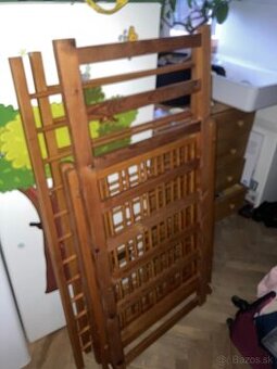 Detská drevená  postielka za čokoládu