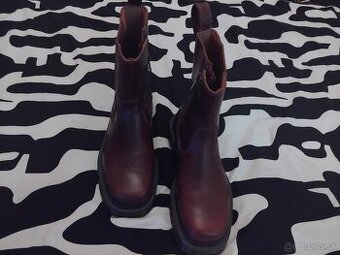 DÁMSKE ČIŽMY  DR.MARTENS