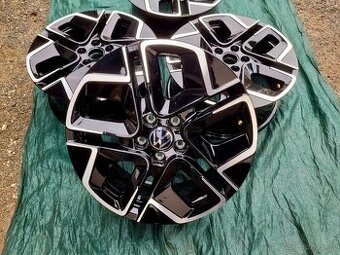 Alu disky Volkswagen Golf MK8.5 York R18