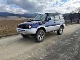 Nissan Terrano 2.7