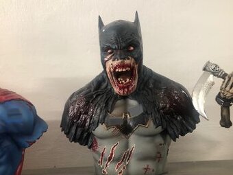 BATMAN DCEASED - ZOMBIE BUSTA