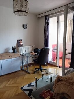 1,5IZB 63M2 S LOGGIOU CENTRUM PRI STEREJ RADNICI