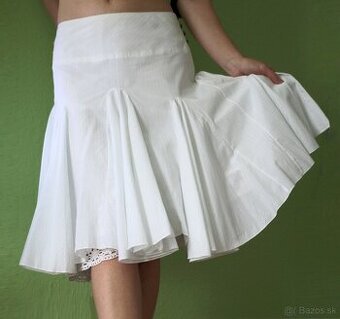 Nová pin-up godetová sukňa Mexx veľ.38