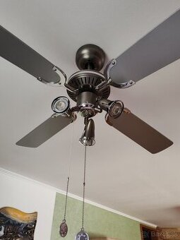 Stropné svetlo s ventilatorom