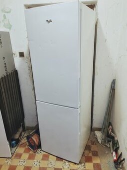 Predám chladničku Whirlpool 190cm