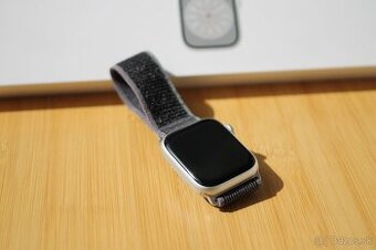 Apple Watch 8 45mm Silver - KRÁSNY STAV