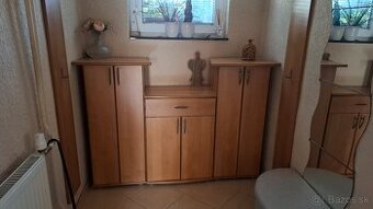 Super cena - nabytok do chodby - skrinky na topanky, vesiak