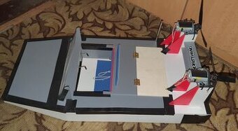 Predám RC vodný klzák