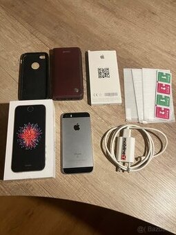 Apple iPhone SE 2016 - 1